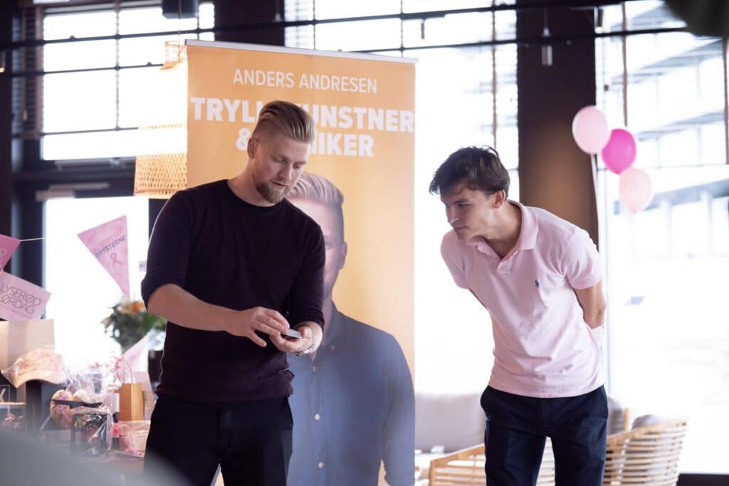 Underholdning til kobberbryllup med tryllekunstner og komiker Anders Andresen